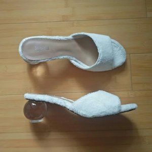 -NEW- Bar III Cally Dress Sandals 11 Translucent clear acrylic heel